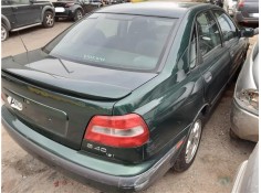 volvo s40 berlina del año 2002