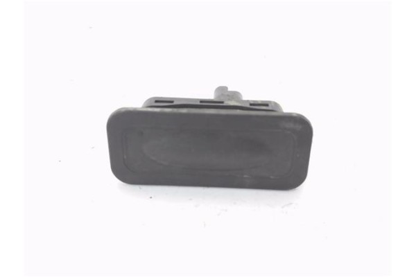 Recambio de pulsador porton para renault megane ii (bm0/1_, cm0/1_) 1.5 dci referencia OEM IAM 8200076256  
