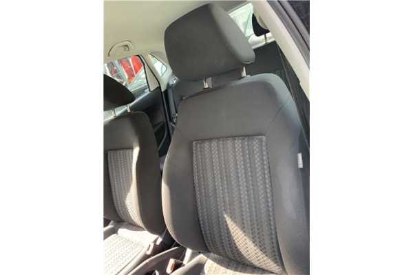 Recambio de asiento delantero izquierdo para volkswagen polo v (6c1) 1.4 advance bmt referencia OEM IAM 6R4881105AA  