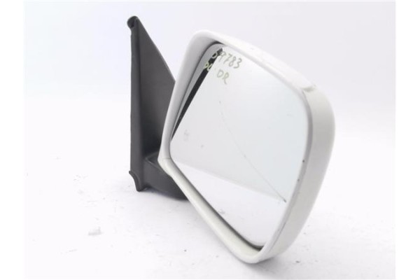 Recambio de retrovisor electrico derecho para nissan terrano ii (r20) 2.7 td 4wd referencia OEM IAM E9020066  