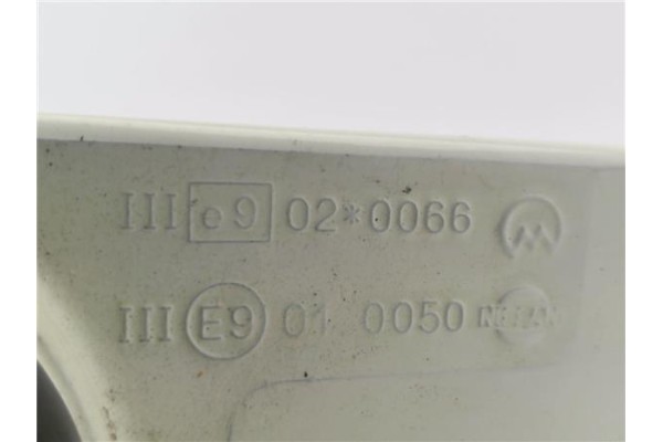Recambio de retrovisor electrico derecho para nissan terrano ii (r20) 2.7 td 4wd referencia OEM IAM E9020066  