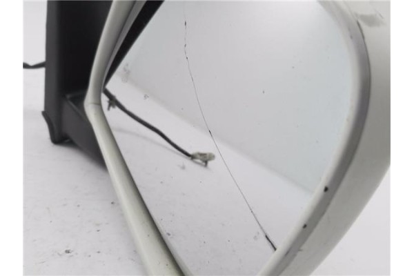 Recambio de retrovisor electrico derecho para nissan terrano ii (r20) 2.7 td 4wd referencia OEM IAM E9020066  