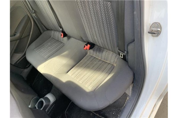 Recambio de asientos traseros para volkswagen polo v (6c1) 1.4 advance bmt referencia OEM IAM 6R6885375G  