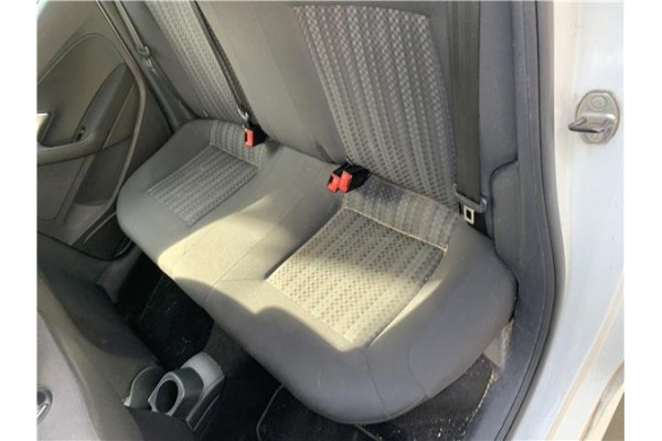 Recambio de asientos traseros para volkswagen polo v (6c1) 1.4 advance bmt referencia OEM IAM 6R6885375G  