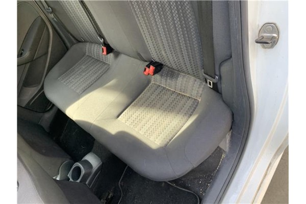 Recambio de asientos traseros para volkswagen polo v (6c1) 1.4 advance bmt referencia OEM IAM 6R6885375G  