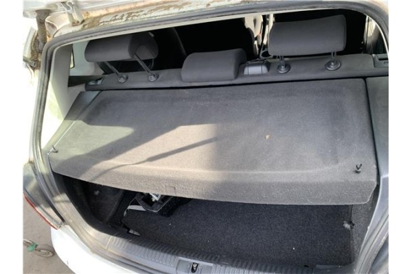 Recambio de bandeja trasero para volkswagen polo v (6c1) 1.4 advance bmt referencia OEM IAM 6R6867769B  