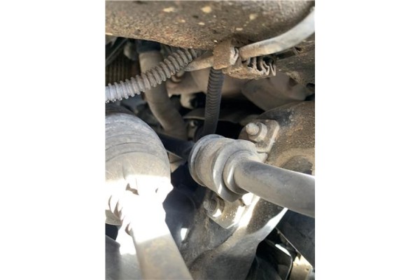 Recambio de barra estabilizadora delantero para volkswagen polo v (6c1) 1.4 advance bmt referencia OEM IAM 6Q0411305AL  