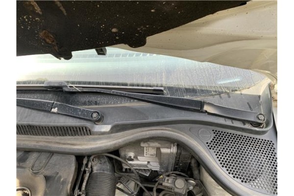 Recambio de brazo limpiaparabrisas delantero izquierdo para volkswagen polo v (6c1) 1.4 advance bmt referencia OEM IAM 6R1955409