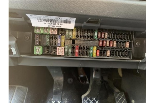 Recambio de caja fusibles/rele para volkswagen polo v (6c1) 1.4 advance bmt referencia OEM IAM 6C1971012A  