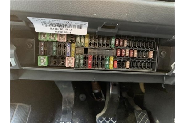 Recambio de caja fusibles/rele para volkswagen polo v (6c1) 1.4 advance bmt referencia OEM IAM 6C1971012A  