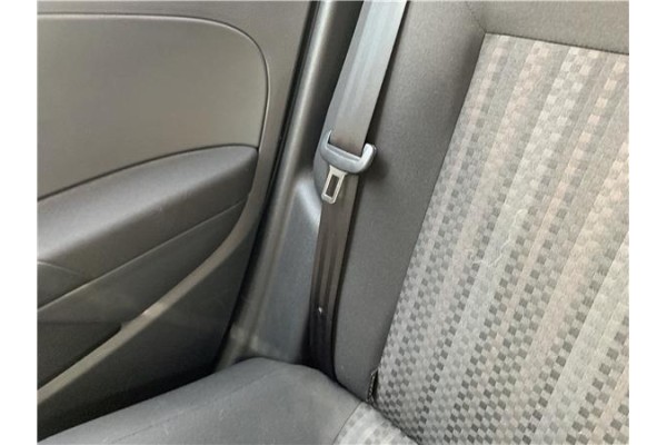 Recambio de cinturon seguridad trasero derecho para volkswagen polo v (6c1) 1.4 advance bmt referencia OEM IAM 6C0857806  