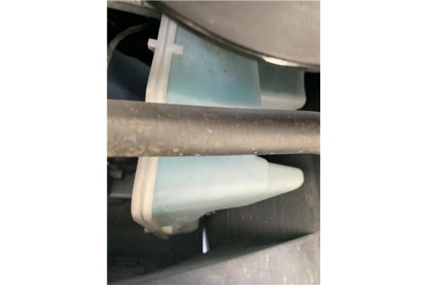 Recambio de deposito limpiaparabrisas para volkswagen polo v (6c1) 1.4 advance bmt referencia OEM IAM 6C0955453H  