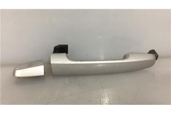 Recambio de maneta exterior trasero izquierda para toyota yaris (ksp9/scp9/nlp9) 1.4 d-4d referencia OEM IAM 692110D901  
