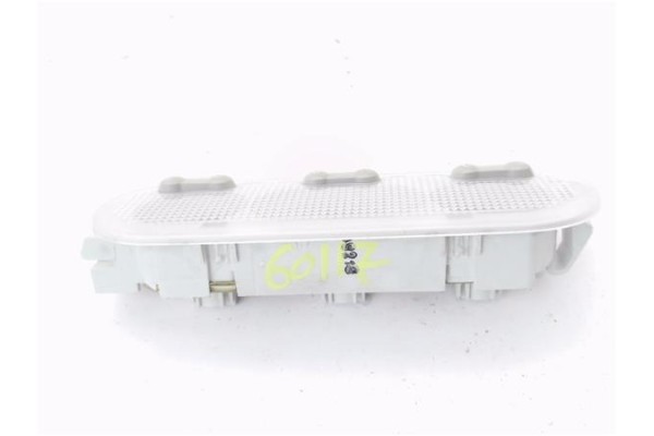 Recambio de luz delantero central techo para nissan qashqai ii (j11e) 1.2 n-connecta referencia OEM IAM 8200073234  