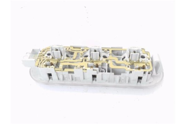 Recambio de luz delantero central techo para nissan qashqai ii (j11e) 1.2 n-connecta referencia OEM IAM 8200073234  