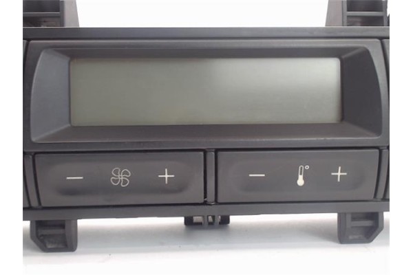 Recambio de mandos climatizador para citroen c3 referencia OEM IAM 96588239XT  