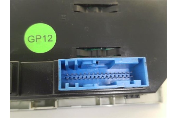 Recambio de mandos calefaccion / a.a. para opel zafira b 1.9 enjoy referencia OEM IAM 13245119 9,01513E+11 