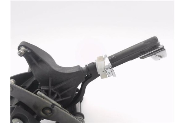 Recambio de palanca de cambio para opel zafira b 1.9 enjoy referencia OEM IAM 8126100101  