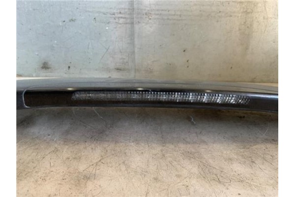 Recambio de aleron trasero para renault clio ii fase ii (b/cb0) 1.2 privilege referencia OEM IAM 7700427352  