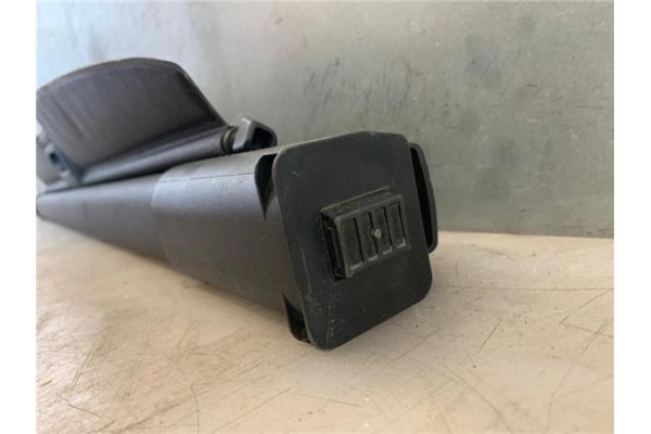 Recambio de bandeja trasero para opel zafira b 1.9 enjoy referencia OEM IAM 13143670  