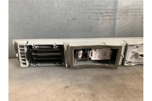 Recambio de luz delantero central techo para volkswagen t6 transporter furgón/combi (sg) 2.0 kombi 4motion referencia OEM IAM 7E