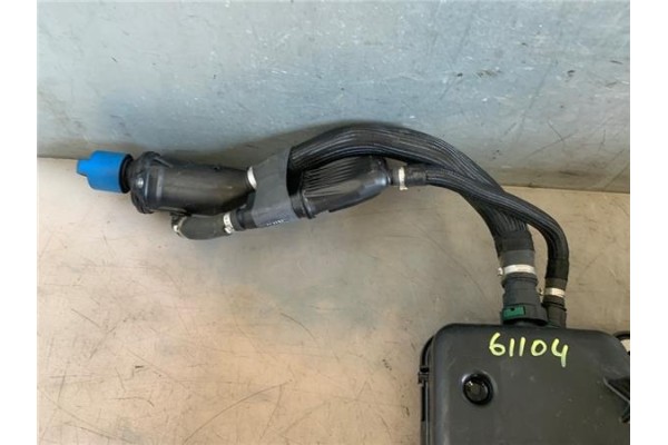 Recambio de deposito ad blue para volkswagen t6 transporter furgón/combi (sg) 2.0 kombi 4motion referencia OEM IAM 7E0131877H  