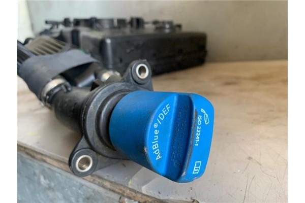 Recambio de deposito ad blue para volkswagen t6 transporter furgón/combi (sg) 2.0 kombi 4motion referencia OEM IAM 7E0131877H  