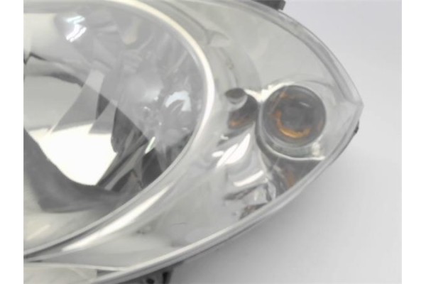 Recambio de faro delantero izquierdo para mercedes-benz clase a (bm 169) 2.0 a 180 cdi (169.007) referencia OEM IAM A1698205761 