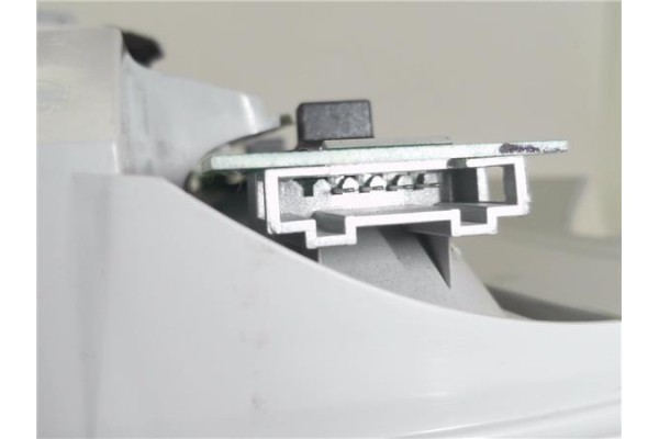 Recambio de luz interior techo para volkswagen t6 transporter furgón/combi (sg) 2.0 kombi 4motion referencia OEM IAM 7L6868349K 