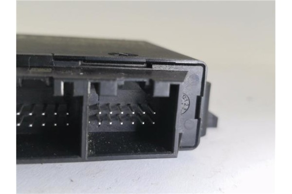 Recambio de centralita parking trasero para volkswagen t6 transporter furgón/combi (sg) 2.0 kombi 4motion referencia OEM IAM 7E0