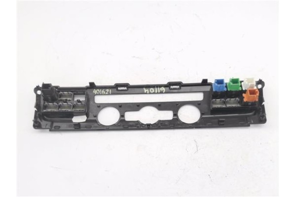 Recambio de embellecedor mando clima para volkswagen t6 transporter furgón/combi (sg) 2.0 kombi 4motion referencia OEM IAM 7E585