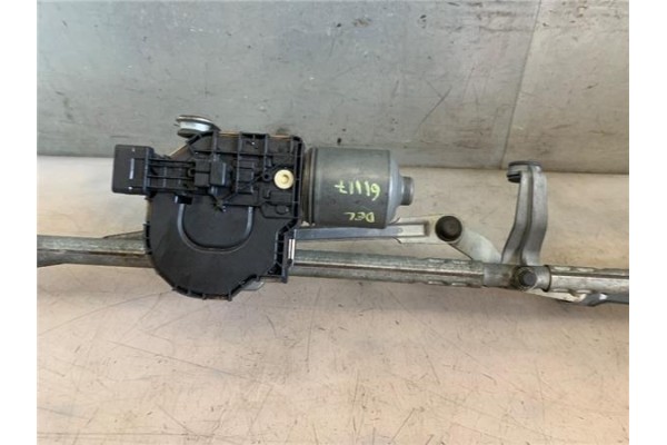 Recambio de motor limpiaparabrisas delantero para peugeot 308 1.6 gt referencia OEM IAM 0390241869  