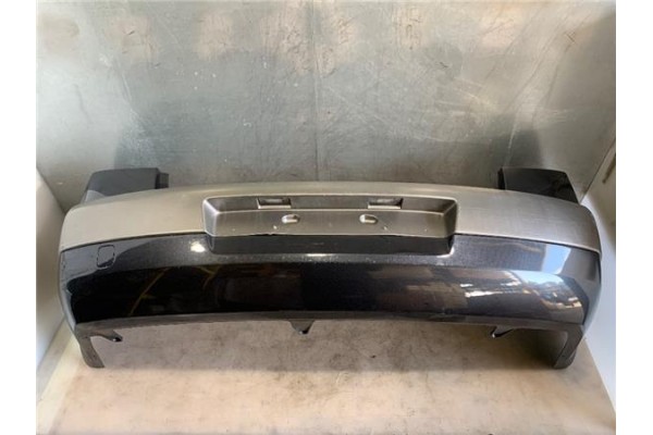 Recambio de paragolpes trasero para renault megane ii classic berlina 2.0 expression referencia OEM IAM 7701476955  