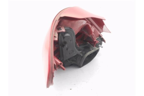 Recambio de piloto trasero derecho para peugeot 207 1.6 hdi referencia OEM IAM 9686565980  