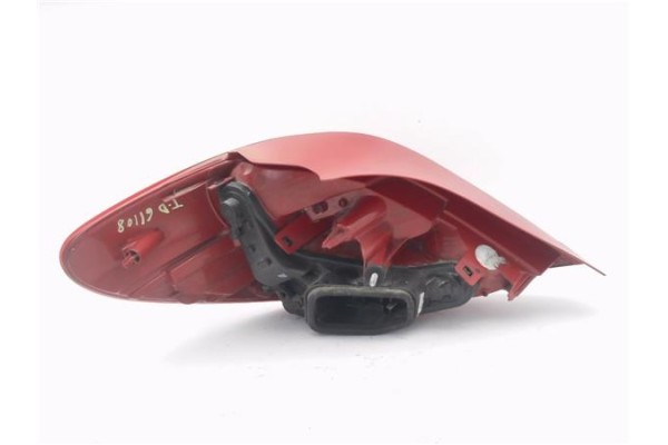 Recambio de piloto trasero derecho para peugeot 207 1.6 hdi referencia OEM IAM 9686565980  