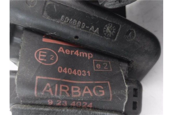 Recambio de cinturon seguridad delantero izquierdo para peugeot 207 1.6 hdi referencia OEM IAM E20404031  