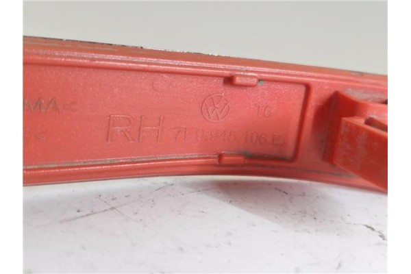 Recambio de reflectante paragolpes trasero para volkswagen t6 transporter furgón/combi (sg) 2.0 kombi 4motion referencia OEM IAM