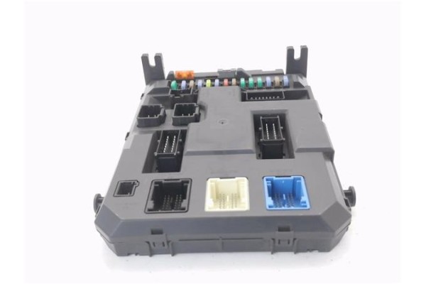 Recambio de bsi para peugeot 207 1.6 hdi referencia OEM IAM 9664983080  