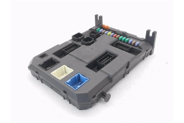 Recambio de bsi para peugeot 207 1.6 hdi referencia OEM IAM 9664983080  