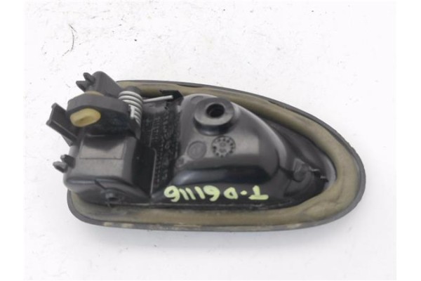 Recambio de manilla int. puerta trasero derecha para dacia logan 1 1.4 ambiance referencia OEM IAM 7700830079  