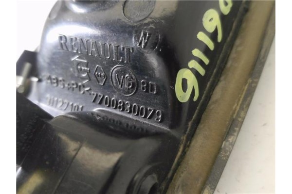 Recambio de manilla int. puerta trasero derecha para dacia logan 1 1.4 ambiance referencia OEM IAM 7700830079  