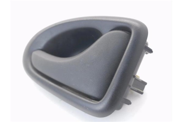 Recambio de manilla int. puerta trasero derecha para dacia logan 1 1.4 ambiance referencia OEM IAM 7700830079  