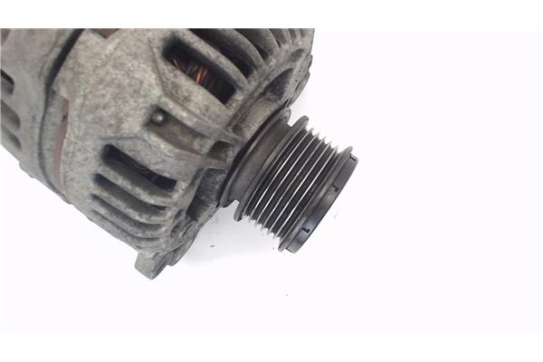 Recambio de alternador para skoda fabia (6y2/6y3) 1.4 tdi referencia OEM IAM 045903023  