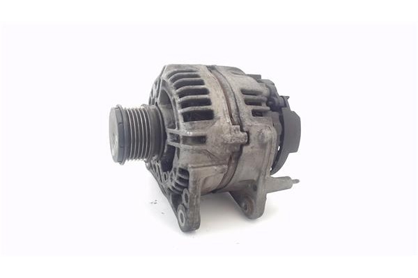 Recambio de alternador para skoda fabia (6y2/6y3) 1.4 tdi referencia OEM IAM 045903023  