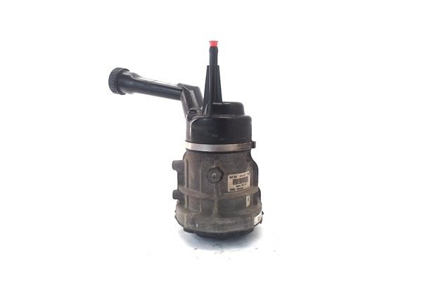 Recambio de bomba direccion electrica para peugeot 308 1.6 gt referencia OEM IAM 9684979180  