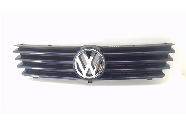 Recambio de rejilla capo para volkswagen polo iii berlina (6n2) 1.4 conceptline referencia OEM IAM 6N0853651J 6N0853655 
