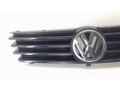 Recambio de rejilla capo para volkswagen polo iii berlina (6n2) 1.4 conceptline referencia OEM IAM 6N0853651J 6N0853655 