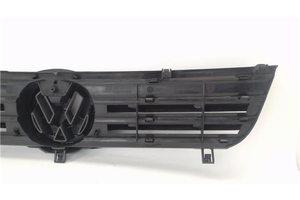 Recambio de rejilla capo para volkswagen polo iii berlina (6n2) 1.4 conceptline referencia OEM IAM 6N0853651J 6N0853655 