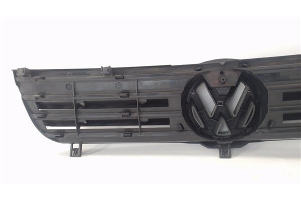 Recambio de rejilla capo para volkswagen polo iii berlina (6n2) 1.4 conceptline referencia OEM IAM 6N0853651J 6N0853655 
