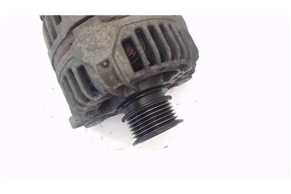 Recambio de alternador para volkswagen polo iii berlina (6n2) 1.4 conceptline referencia OEM IAM 037903025M 124325013 